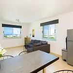 Apartment Sea View Apt*spacious Balcony*200m To The